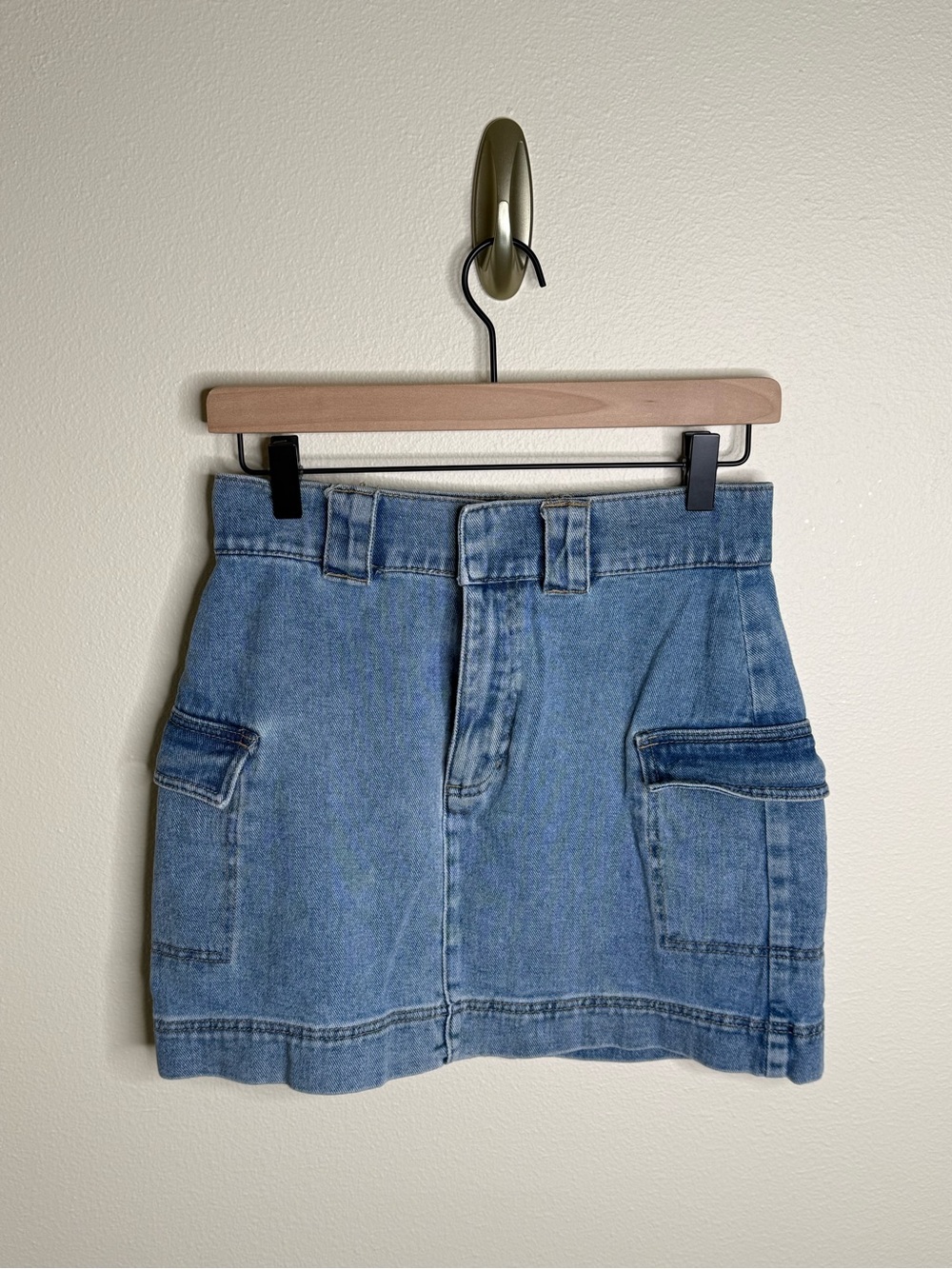 PacSun Denim Cargo Mini Skirt Size 27 Blue High Rise Y2K Utility 2000’s Style